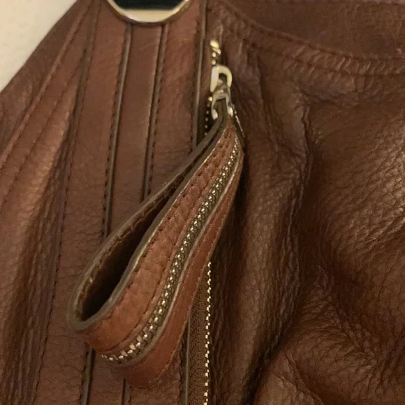 B. Makowsky leather purse - Picture 3 of 6